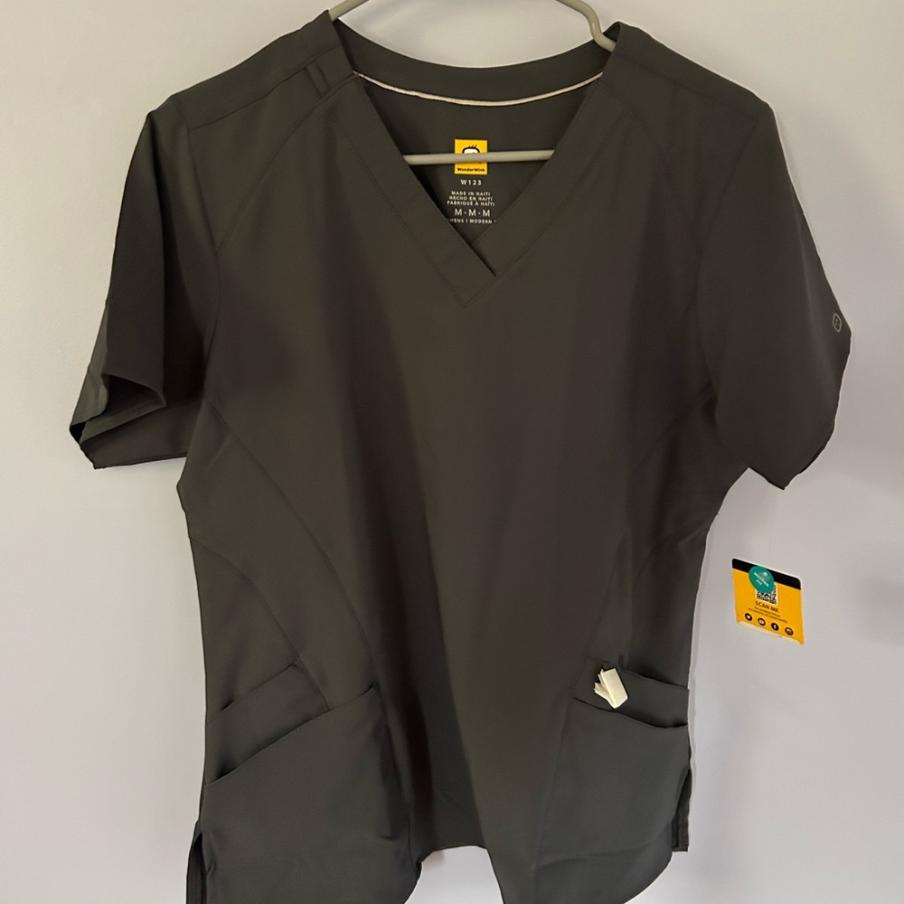 WonderWink Charcoal V-Neck Scrub Top